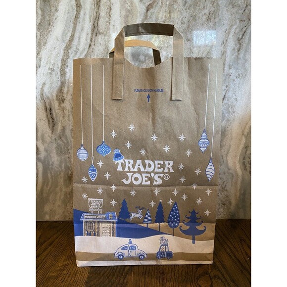 Trader Joe’s Paper Bag Holiday Limited 2024 Set of 3 Crafts Wrap Ships FAST! - Picture 3 of 7